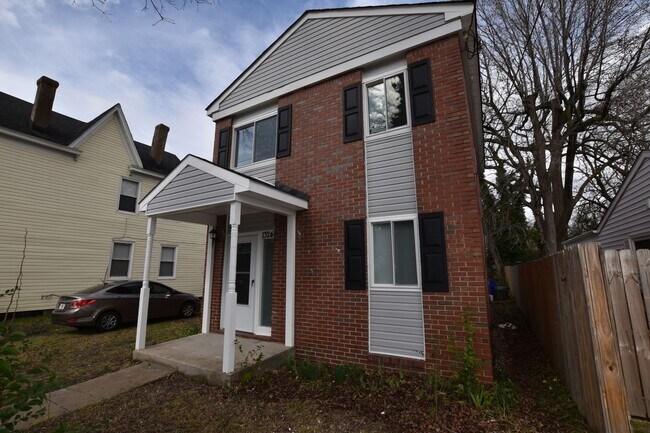 Primary Photo - 1324 W 38th St