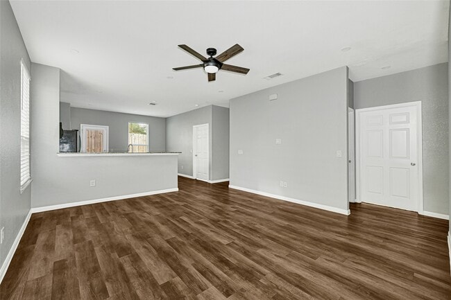 Building Photo - 12823 Clearcroft St