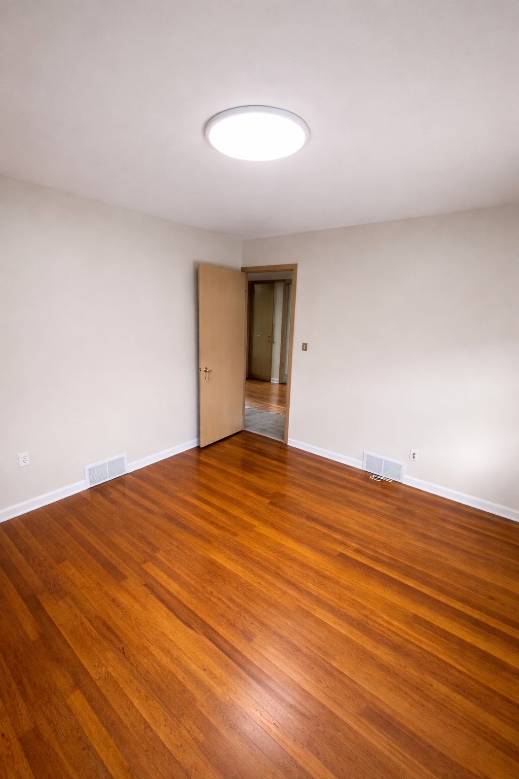 Bedroom 3 with closet - 6363 State Rd
