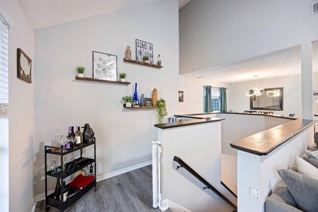 Building Photo - 340 Sandpiper Dr