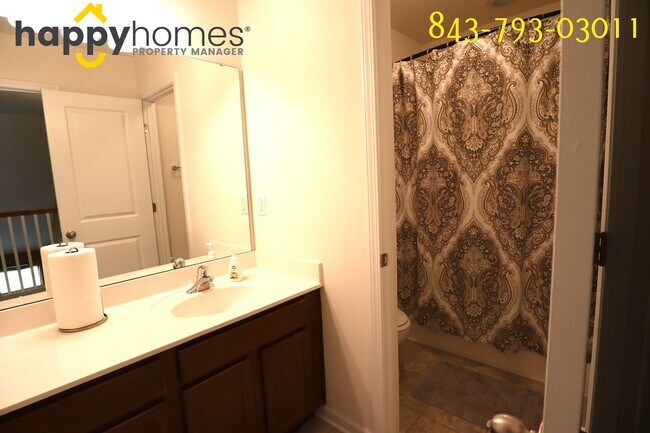 Building Photo - 350 Spectrum Rd