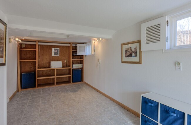 Building Photo - Architectural West Boulder Gem for Rent – ...