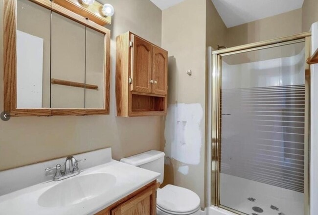 Building Photo - 3404 Whispering Hills Dr