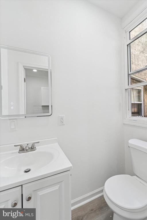 Building Photo - 1824 N 28th St