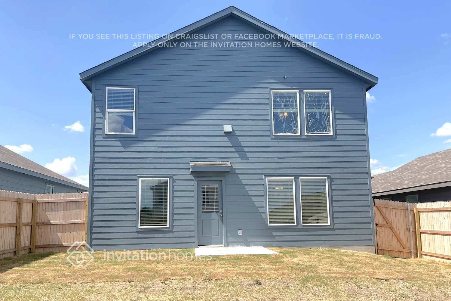 Building Photo - 1603 Hummock Steep