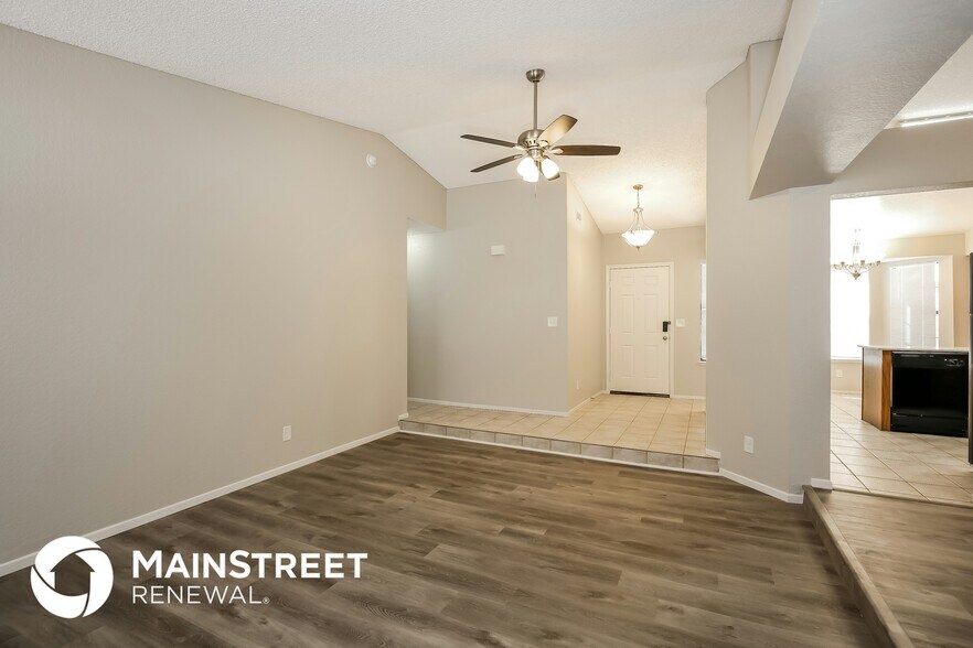 Building Photo - 4836 Nestled Grove Dr