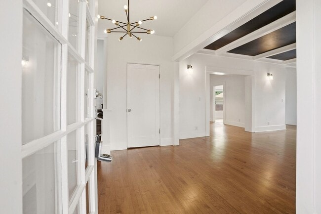 Building Photo - FALL IN LOVE with Craftsman Style Living!