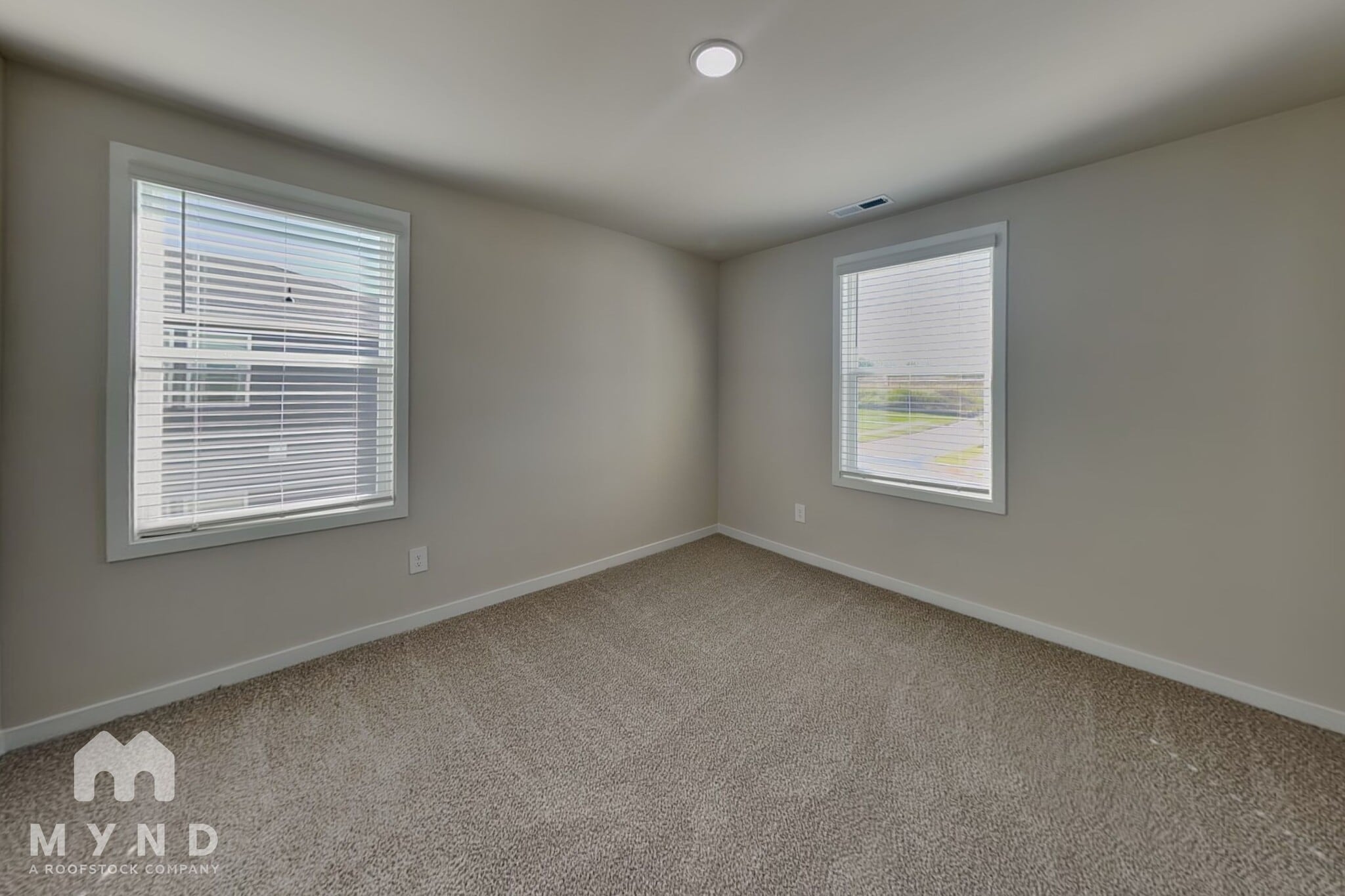 Building Photo - 428 Southland Dr