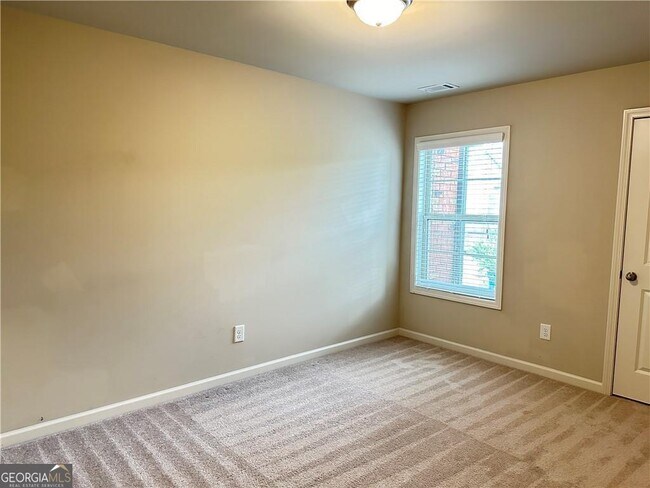 Building Photo - 2045 Wheylon Dr
