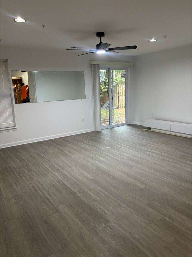 Basement 1 - 23 Methwold Ct