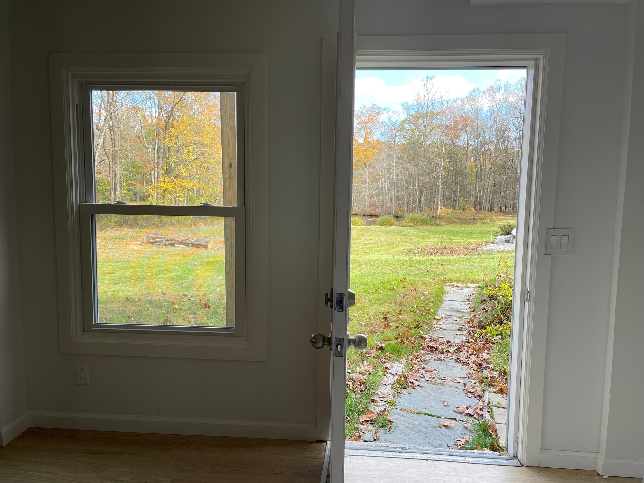 Yard view - 106 Wyldewood Rd