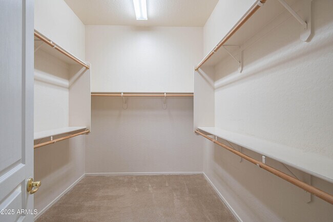 Building Photo - 26072 N 74th Ave