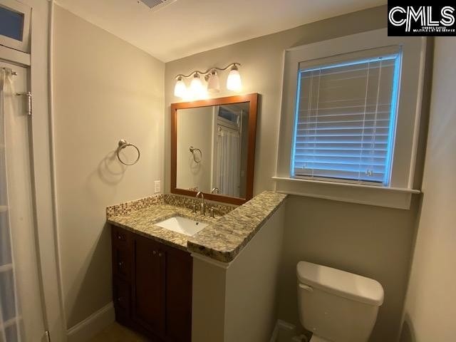 Building Photo - 634 M Ave