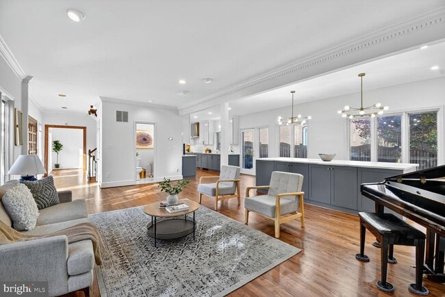 Building Photo - 3227 Ellicott St NW