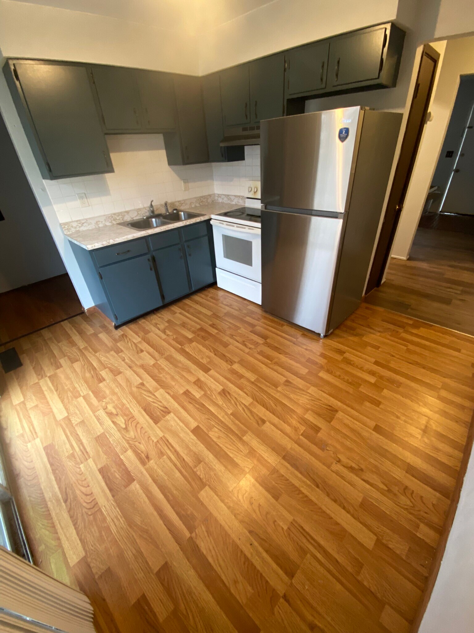 Kitchen - 13 Independence Dr