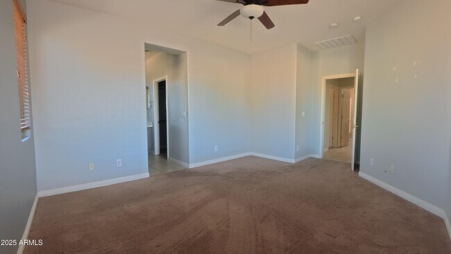 Building Photo - 39816 N Thunder Hills Ln