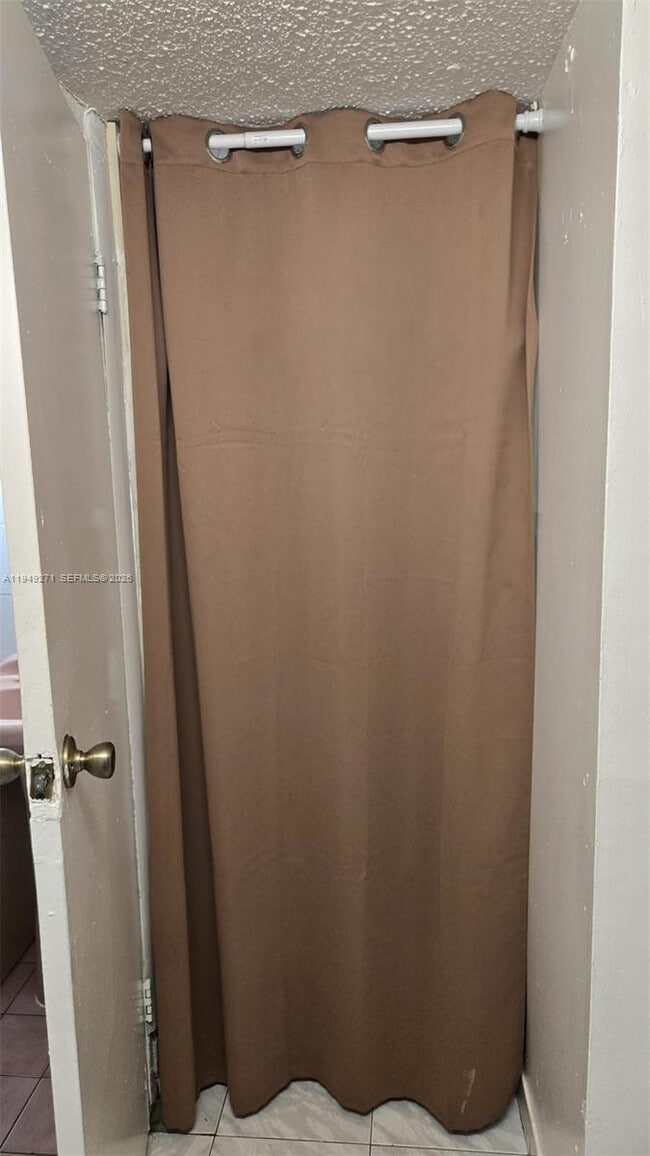 Building Photo - 2340 SW 11th St