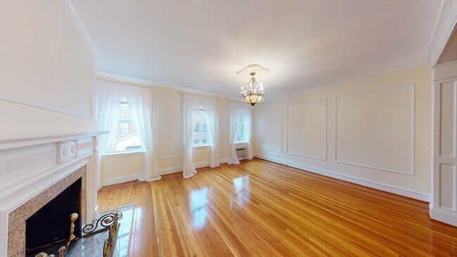 Building Photo - 311 Tappan St