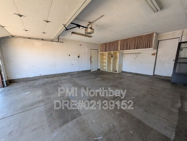 Building Photo - 2909 Calaveras Dr