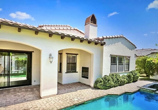 Building Photo - 80689 Via Glorieta