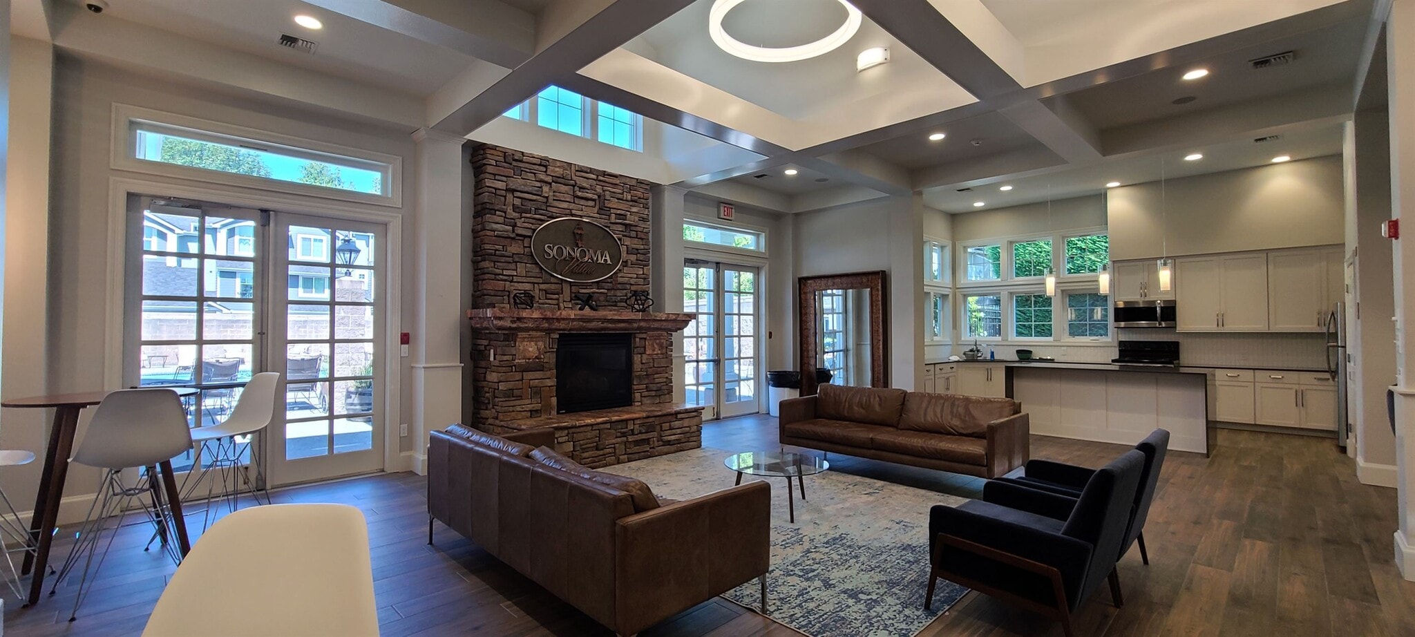 Building Photo - 16125 Juanita Woodinville Way NE