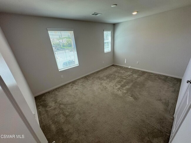 Building Photo - 446 Almond Ln