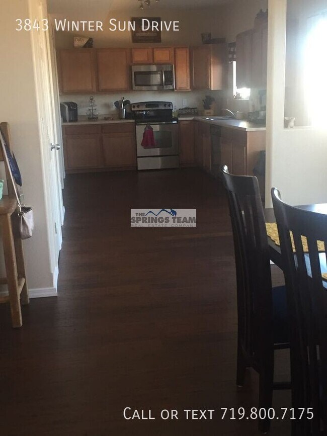 Building Photo - 3843 Winter Sun Dr