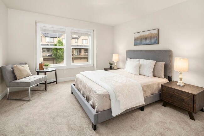 Building Photo - 1363 Chelsea Walk NE