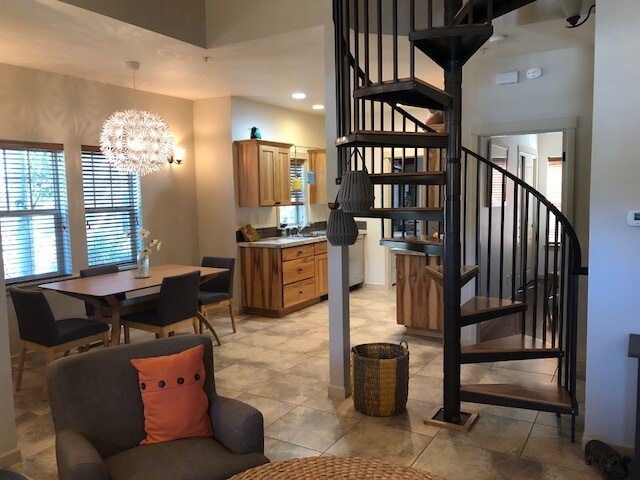Building Photo - NW Crossing Townhome