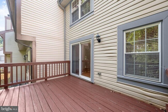 Building Photo - 25 Tivoli Lake Ct