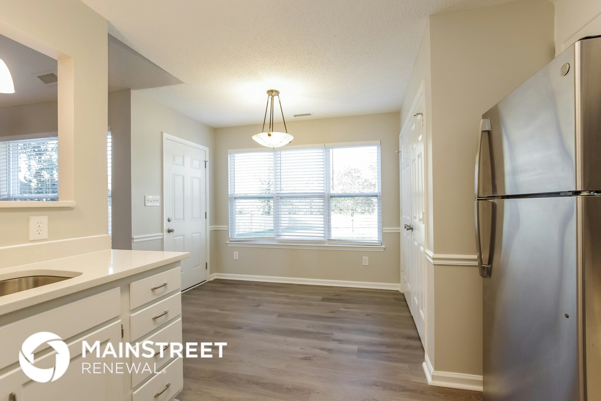 Building Photo - 6005 Brick Landing Dr