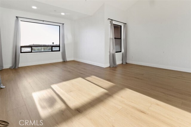 Building Photo - 1060 Calle Del Cerro