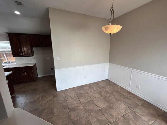 Building Photo - Location....Location....Location....Section 8