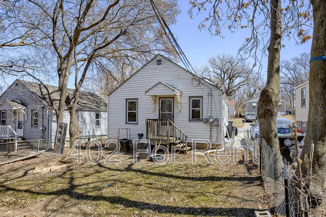 Building Photo - 3220 N 40th St
