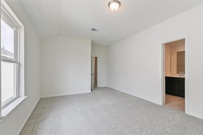 Building Photo - 1626 Revolution Way