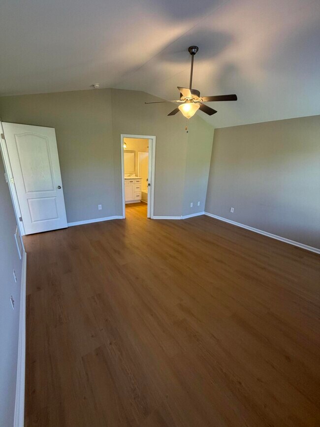 Building Photo - 3288 Sweet Clover Ln