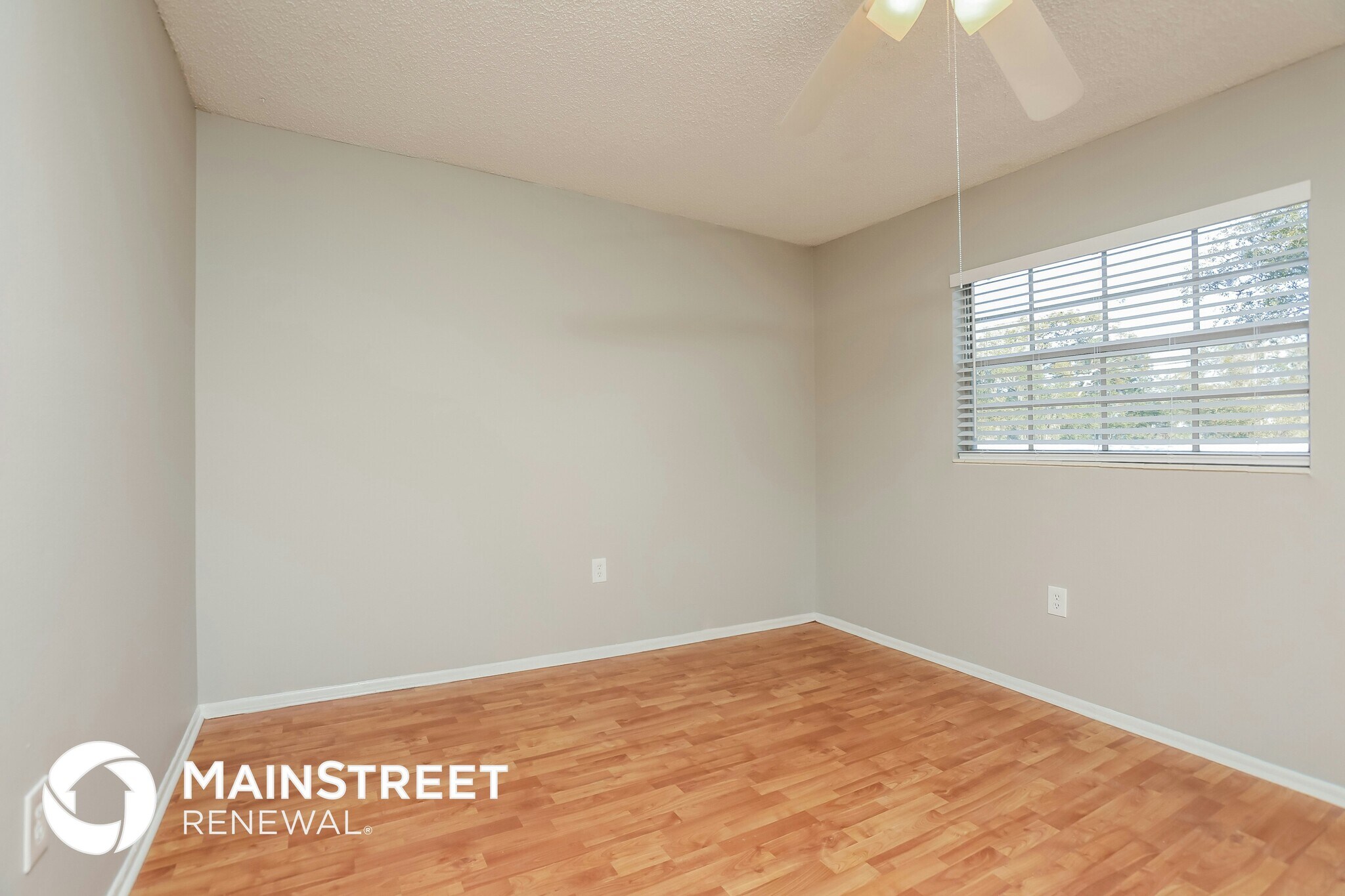 Building Photo - 818 Wedgewood Dr