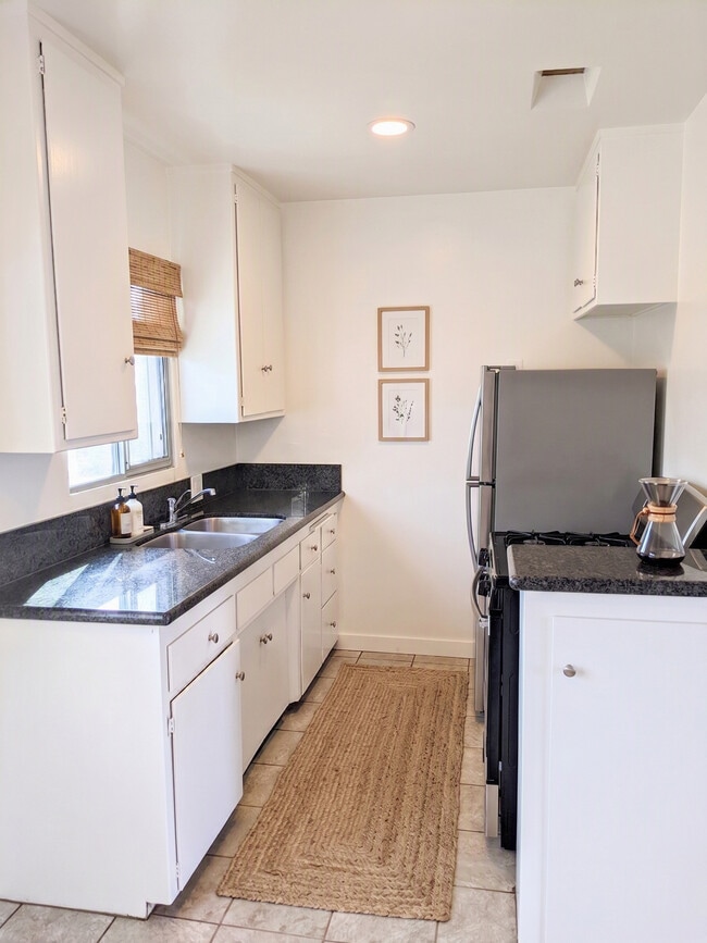 Building Photo - 1455 9th Street