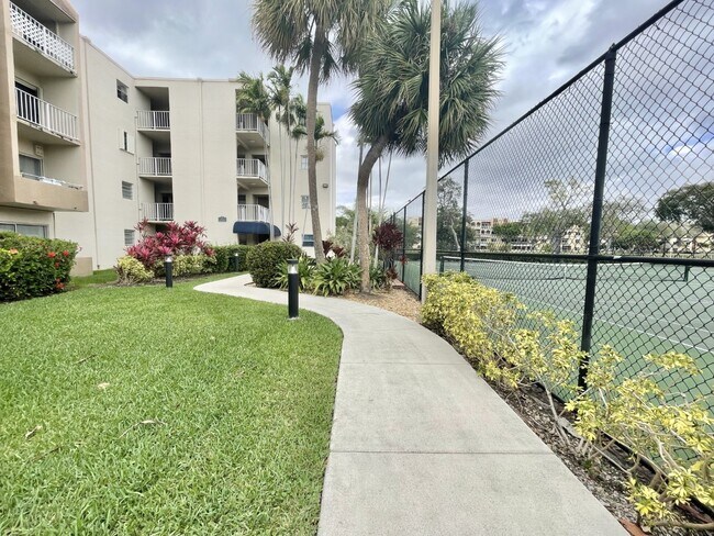 Building Photo - 7787 SW 86th St