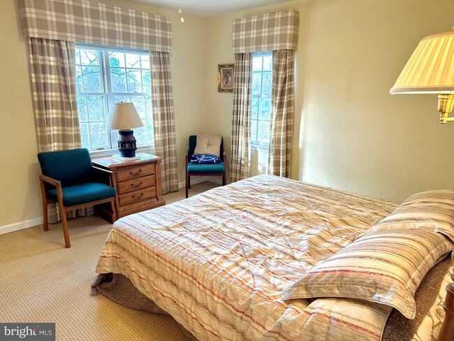 Building Photo - 102 Jl Thompson Dr