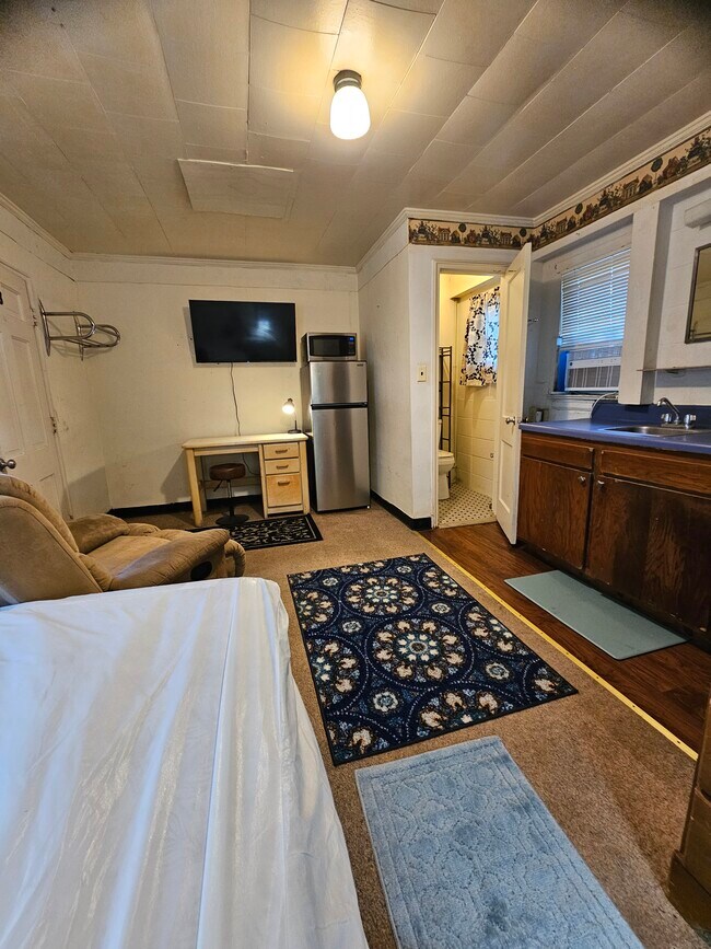 Building Photo - Boxwood Apartments