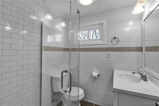 Building Photo - 4098 Bailey Ave