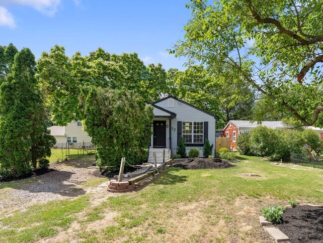 Building Photo - Fully Renovated 3-Bedroom Home with Designer Kitchen, Large Deck & Central Air in Pennsauken