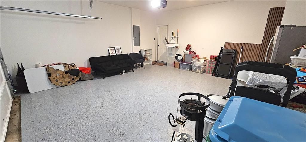 Building Photo - 404 Starbuck Parkway