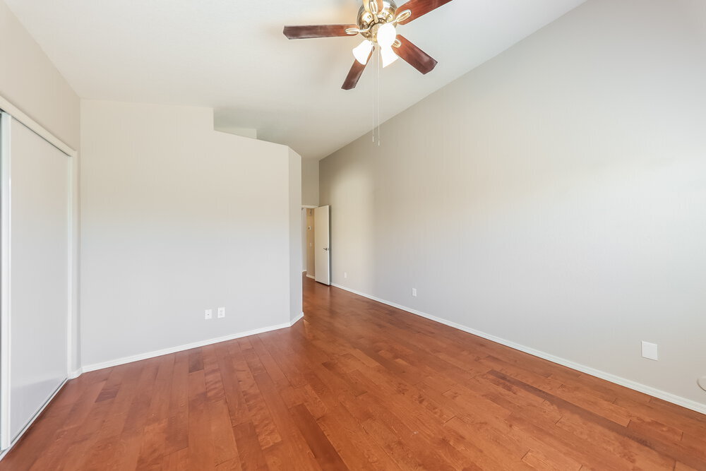 Building Photo - 8335 W Columbine Dr