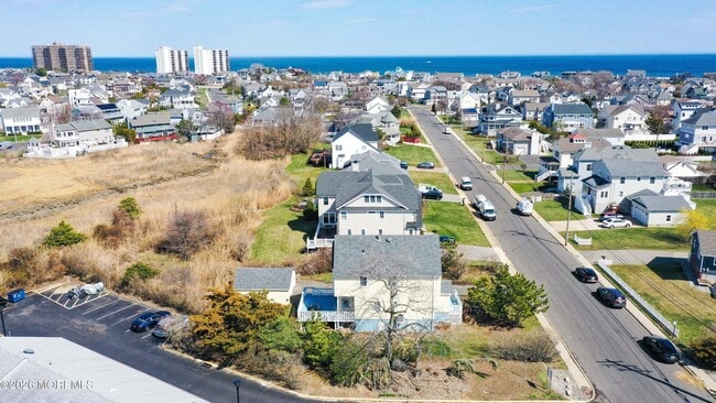 Building Photo - 47 Valentine St