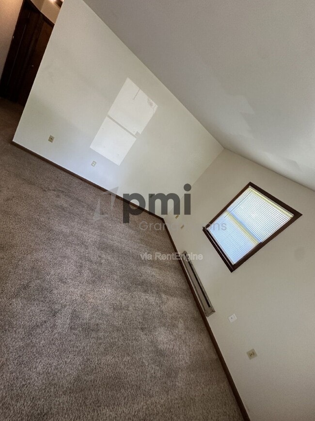 Building Photo - 1614 12th St