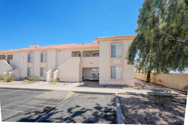Building Photo - 3408 Sunriver Rd