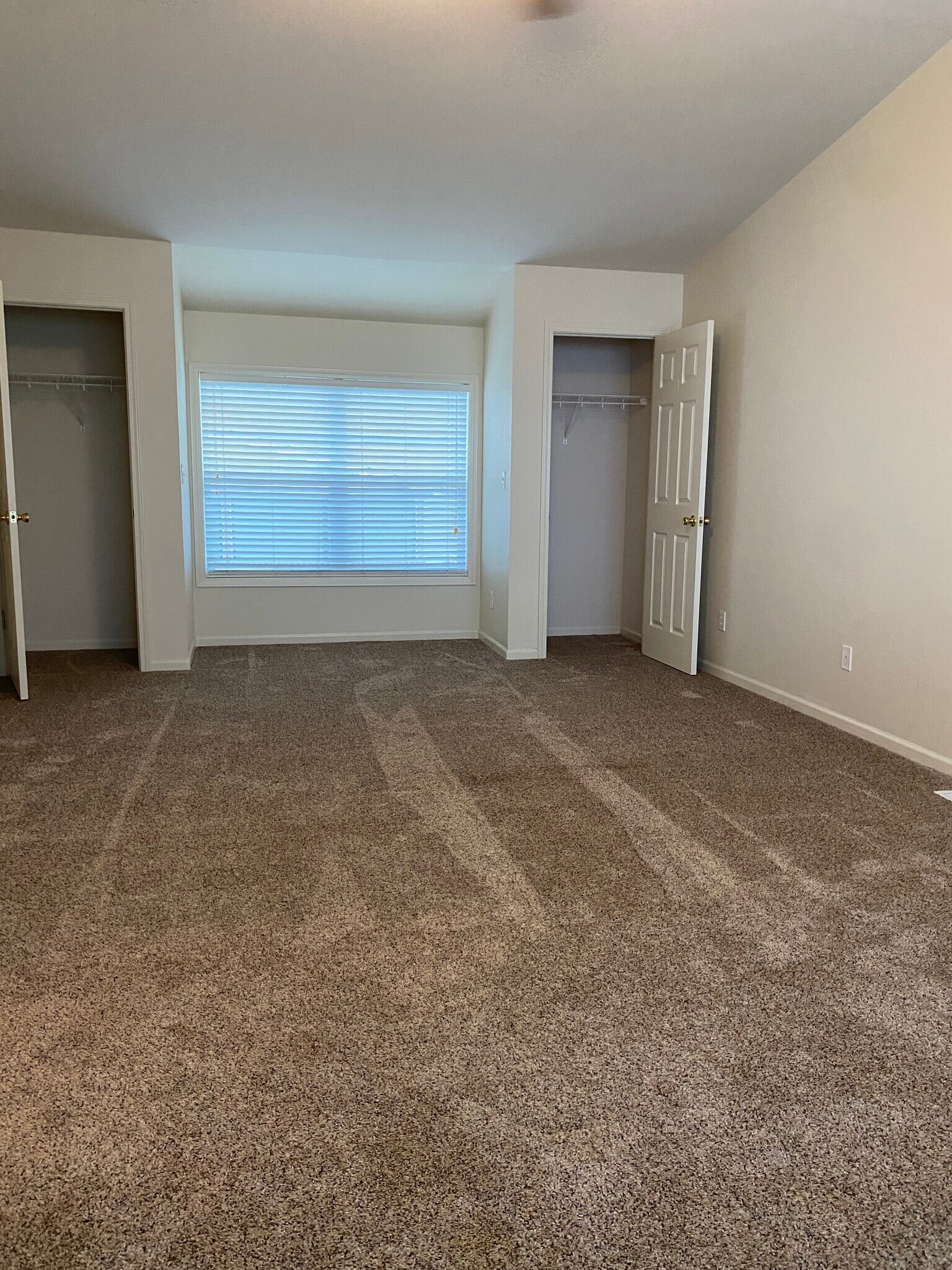 Master Bedroom and Closets - 1205 Pinewood Dr