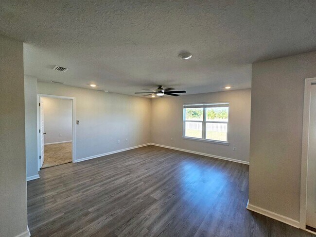 Building Photo - Spacious Modern Home w/Great Community Amenities! *1/2 OFF Security Deposit for A-D Military!*